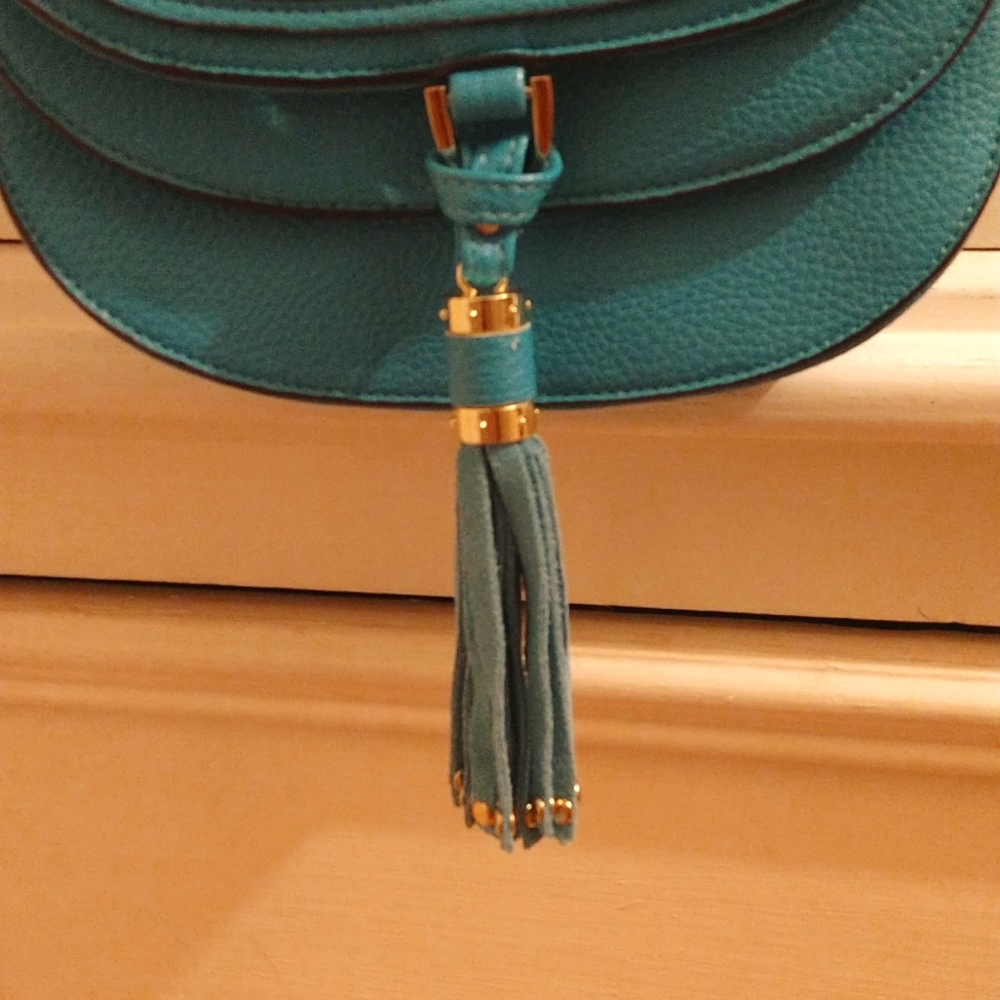 Aqua and black crossbody bag - Picture 3 of 11